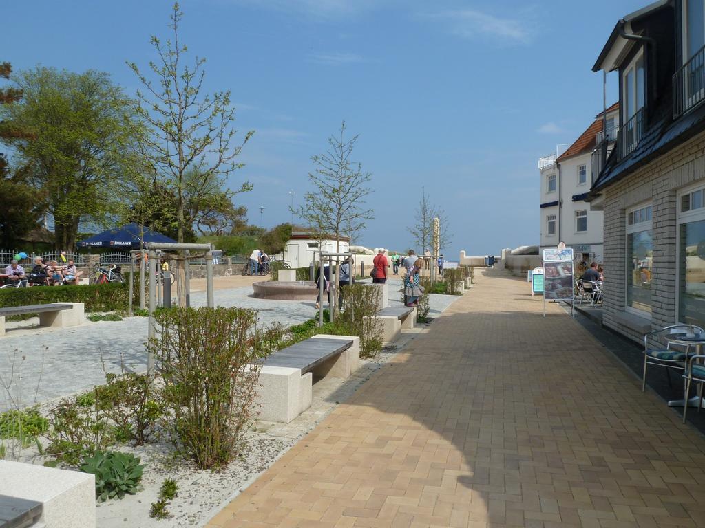 Strandhotel Villa Louisa & Appartementhaeuser Villa Josephine Und Villa Christine Juliusruh Rom bilde
